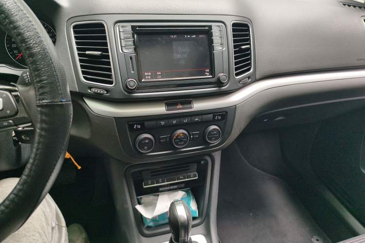 Used Volkswagen Sharan 2016 280TSI Enjoyment Model 7-Seater