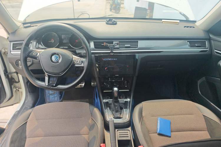 Used Volkswagen C-TREK 2018 1.5L Automatic Comfort Model
