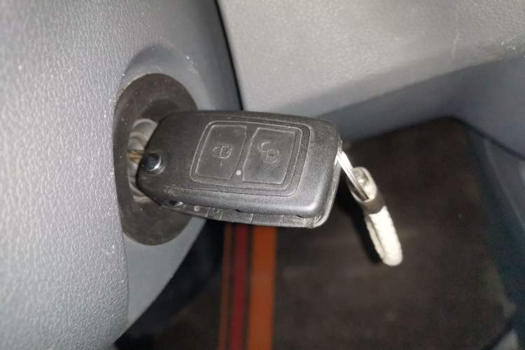 Used Karry Jiangtun E5 2024 268 km Range Open-Window 6-Seater Version
