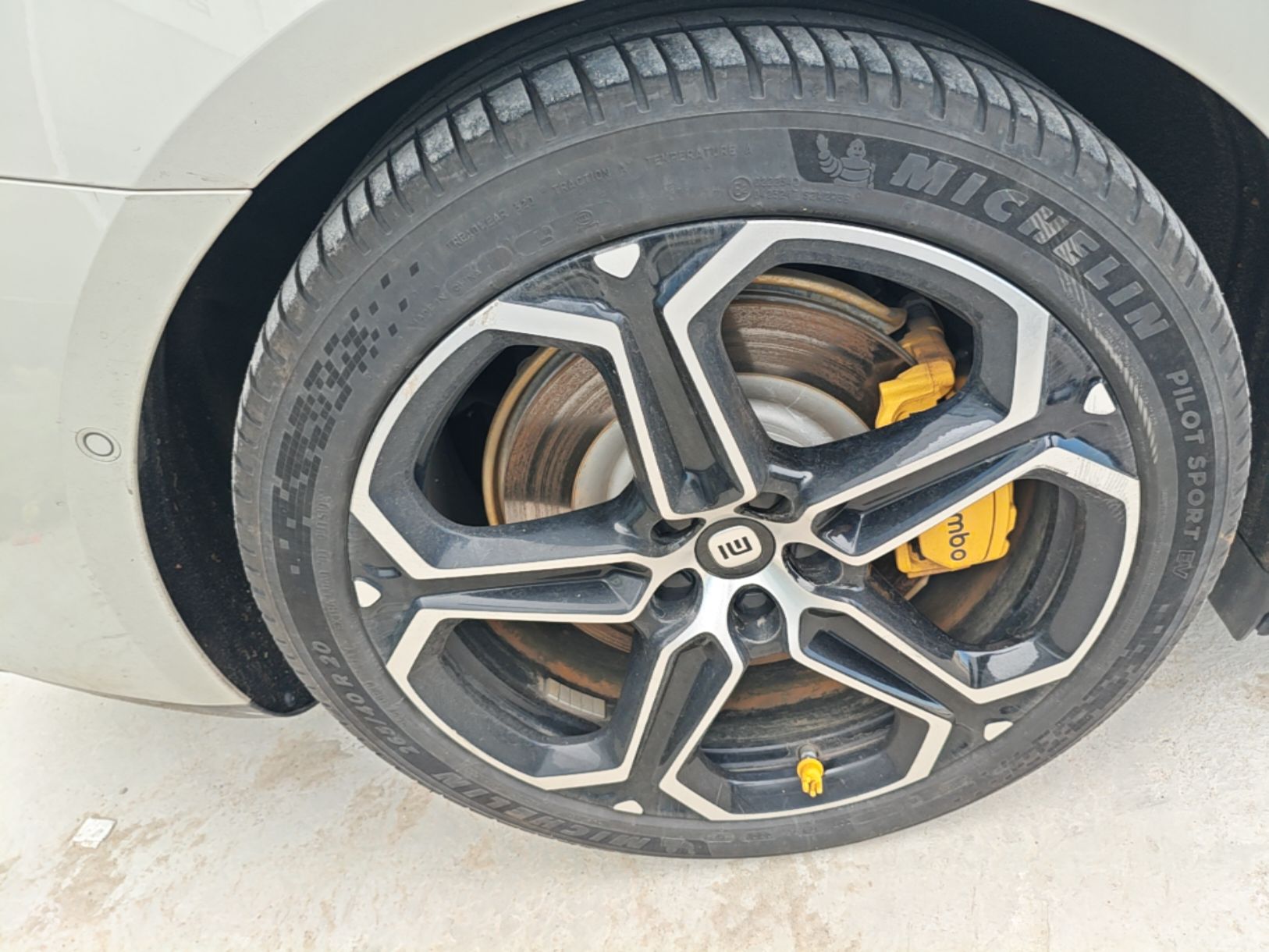 Xiaomi Auto SU7 2024 Four-Wheel Drive Ultra-Long Range Advanced Intelligent Driving Max Edition — снимка 11