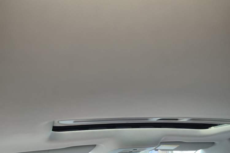 Used Roewe i6 2020 PLUS 1.6L CVT 4G Connected Glory Flagship Edition