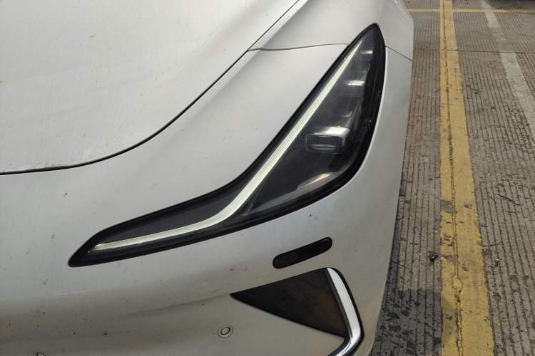 Used IM LS7 2023 100kWh Lux Rear-Drive Version