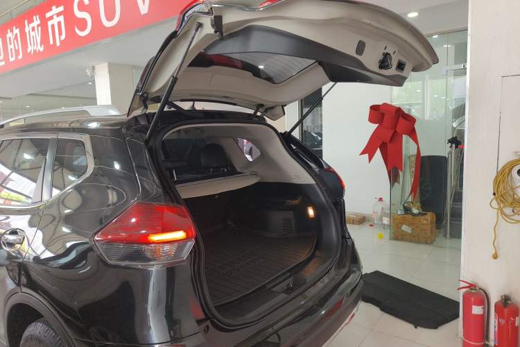 Used Nissan X-Trail 2021 2.0L CVT 2WD XL Premium SmartConnect Deluxe Edition Trunk