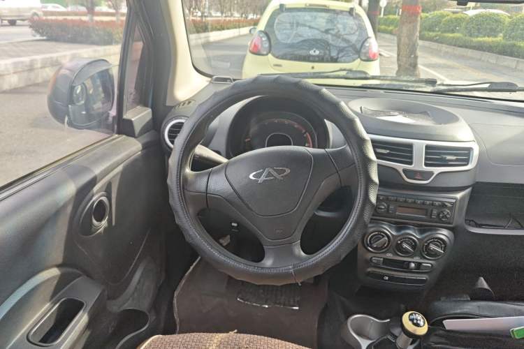 Used Chery QQ 2013 1.0L Manual Active Version