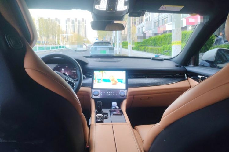 Used Lynk & Co 09 2021 2.0T Halo Six-Seater