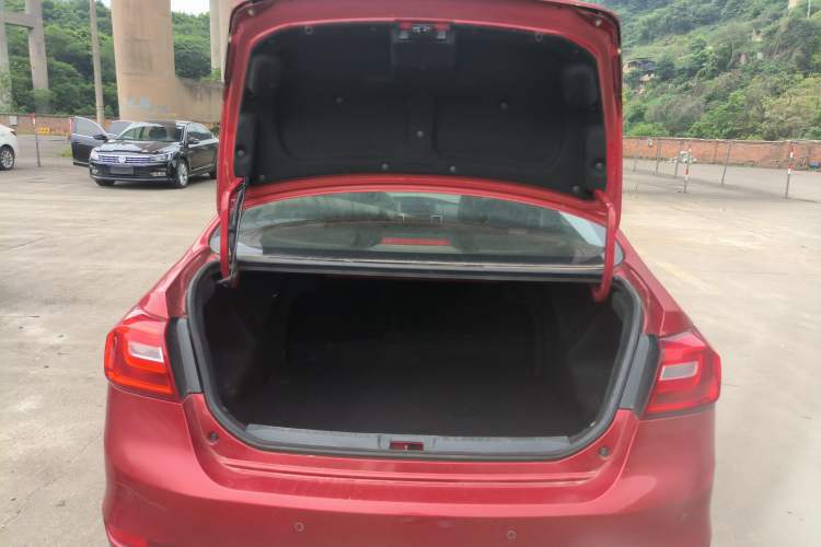 Used Great Wall C30 2016 1.5L Manual Luxury Model Trunk