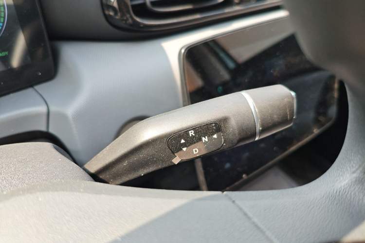 Used Leapmotor T03 2025 403 Comfort Edition Gear Lever