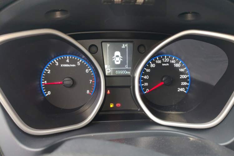 Used Geely Auto GX7 2015 Sports Edition 2.0L Automatic Prestige Model
