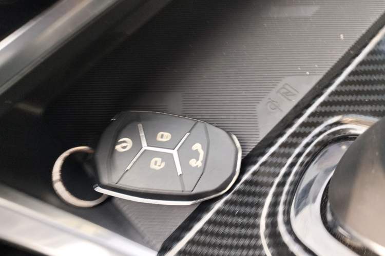 Used Lynk & Co 01 2017 2.0T Two-Wheel Drive Zhaopu Version
