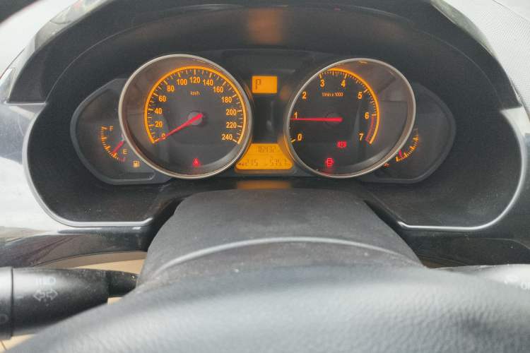 Used Brilliance H330 2013 1.5L Automatic Luxury Model
