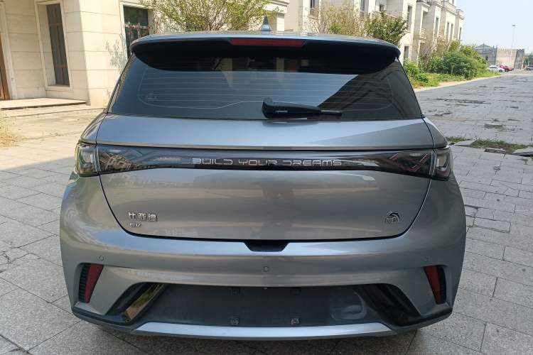 Used BYD Dolphin 2023 420 km Fashion Edition