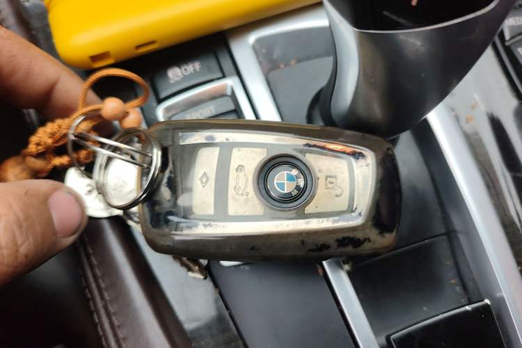 Used BMW 5 Series 2017 525Li Luxury Design Package Vehicle Key