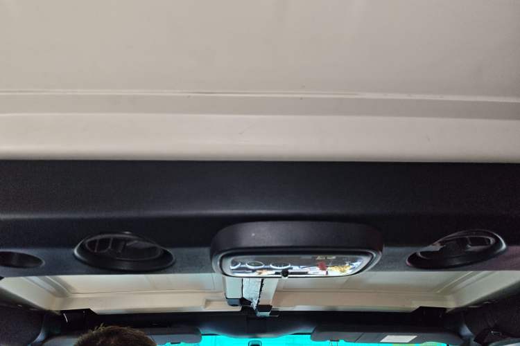 Used BAIC Off-Road BJ40 2016 40L 2.3T Automatic All-Wheel Drive Premium Edition Headliner