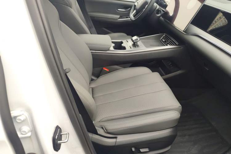 Used BYD Song Pro New Energy 2025 Second-Generation Intelligent Driving Version DM-i 115KM Excellence Edition Right Front Seat