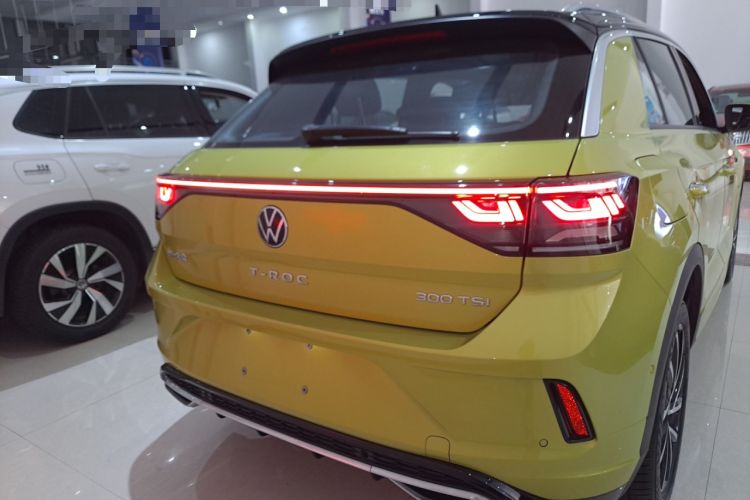 Used Volkswagen T-ROC 2023 300TSI DSG Two-Wheel Drive Starlight Edition Rear