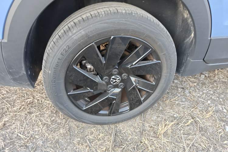 Used Volkswagen Tharu 2025 NewRui 300TSI Prestige Edition
