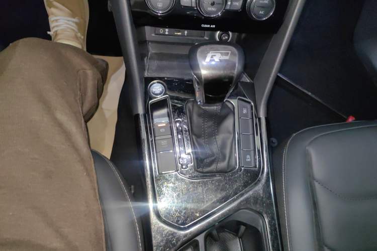 Used Volkswagen Tiguan L 2017 330TSI Automatic Two-Wheel Drive Comfort Edition