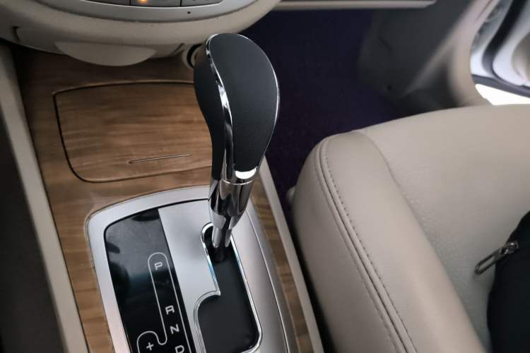 Used Buick Excelle 2015 1.5L Automatic Classic Model