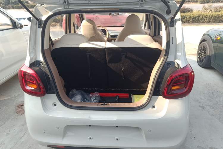 Used Wuling Hongguang MINIEV 2025 Four-Door Version Advanced Edition
