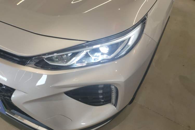 Used Toyota Wildlander New Energy 2023 High-Performance Version 2.5L Two-Wheel Drive Dynamic Edition