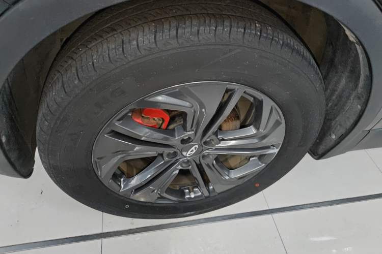 Used Chery Tiggo 7 2022 Super Edition 1.5T CVT Super Hero Left Front Wheel Hub