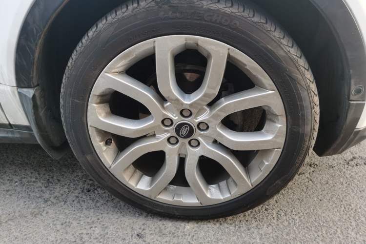 Used Land Rover Range Evoque 2013 2.0T 5-Door Ignite Edition Right Front Wheel Hub