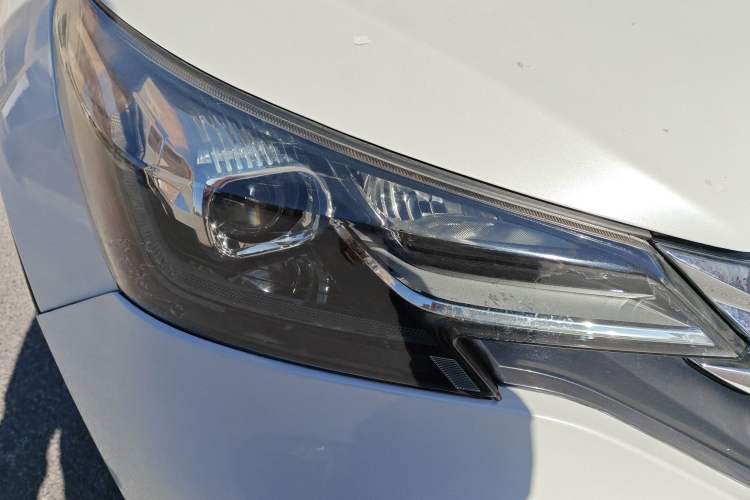 Used Dongfeng Aeolus AX7 2018 Classic 1.6T Automatic Luxury Model
