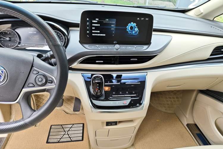 Used Buick GL8 2023 Land Executive Class 652T Luxury Model