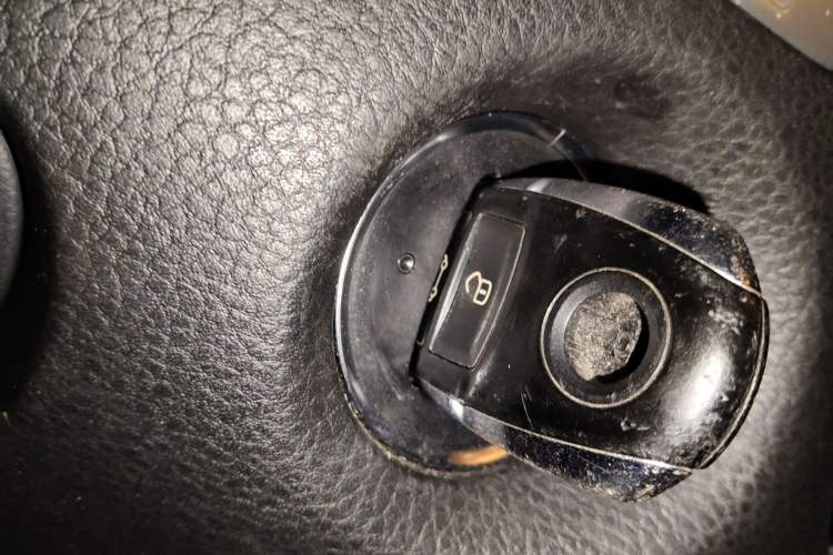 Used Volkswagen Touareg 2011 3.0 TSI Comfort Version