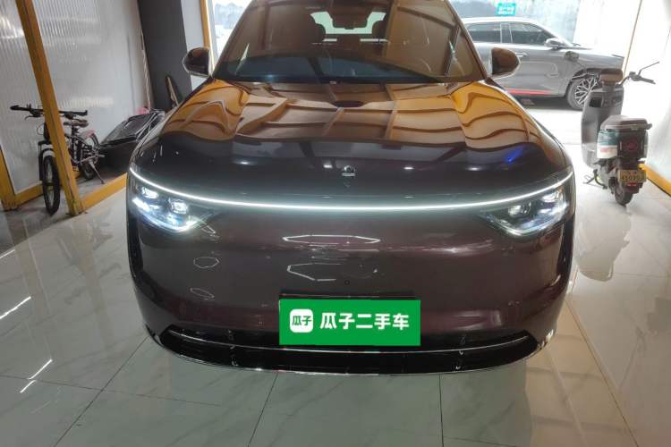 Used Hima AITO M8 2025 Extended-Range Ultra Version 53.4 kWh 5-Seater Edition
