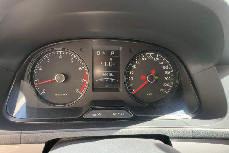 Used Volkswagen Lavida 2013 Revised Classic 1.6L Automatic Fashion Edition Instrument Cluster