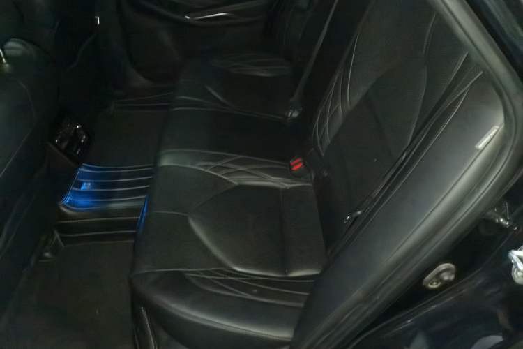 Used Toyota Avalon 2021 2.5L Touring Prestige SPORT Edition Left Rear Seat