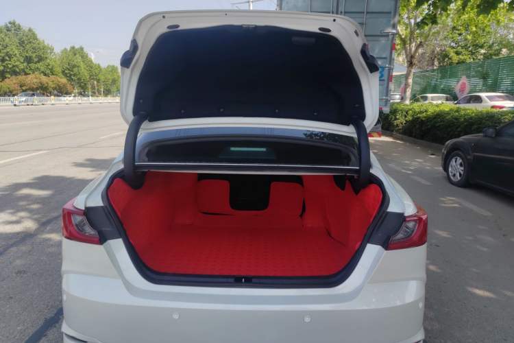 Used Toyota Camry 2024 Dual-Motor 2.0 HE Elite Edition
