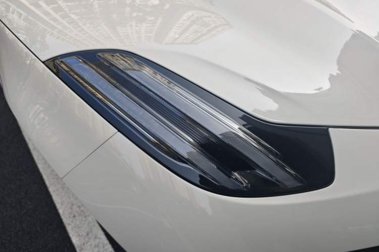 Used Zeekr 001 2025 WE Edition 95 kWh All-Wheel Drive Right Front Headlight