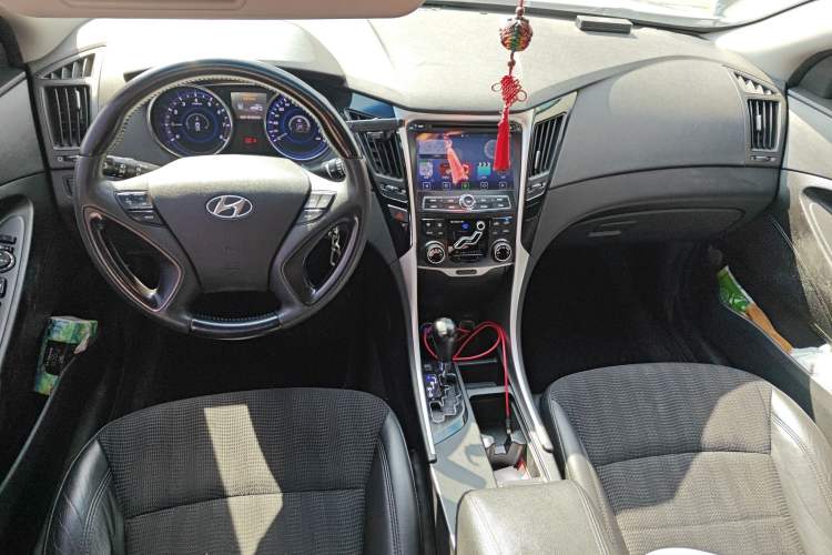 Used Hyundai Sonata 2011 2.0L Automatic Leading Edition
