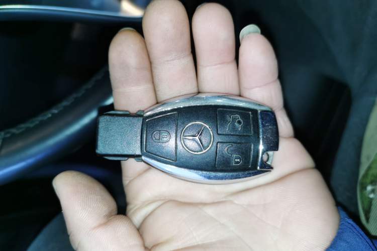 Used Mercedes-Benz GLC 2017 GLC 260 4MATIC Luxury Model
