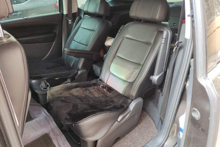 Used Volkswagen Sharan 2018 380TSI Luxury 6-Seater Left Rear Seat