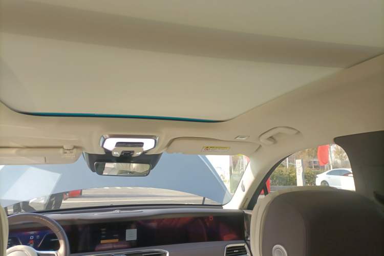 Used Hongqi E-HS9 2022 690 km Range Flagship Edition Six Seats
