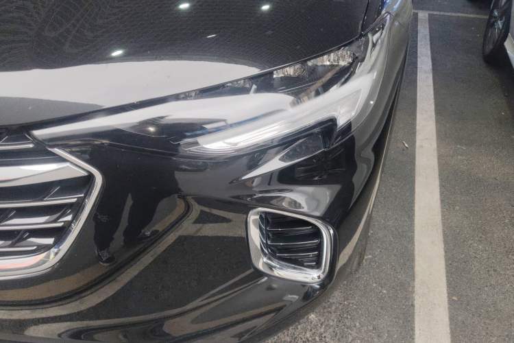 Used Buick Envision 2023 Encore S 552T Two-Wheel Drive Luxury Model