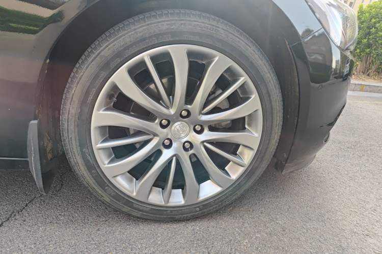 Used Buick LaCrosse 2018 28T Luxury Model
