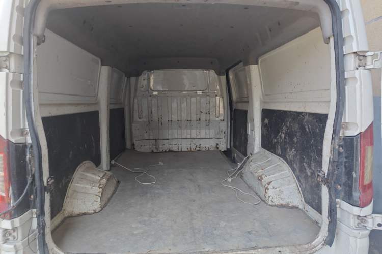 Used New Gonow Shuailing 2022 Standard Range with 41.64 kWh Lishen Power
