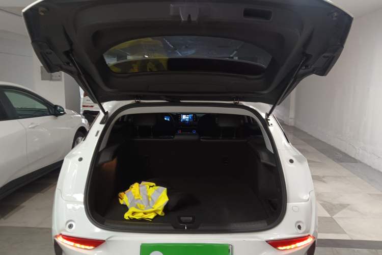 Used Buick Velite 6 2023 430km Range Commuter Version