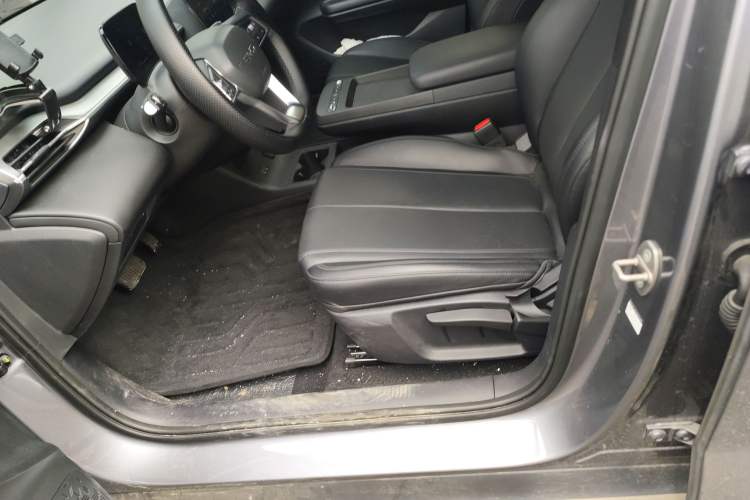 Used BYD e7 2025 Model 520 Smart Mobility Edition
