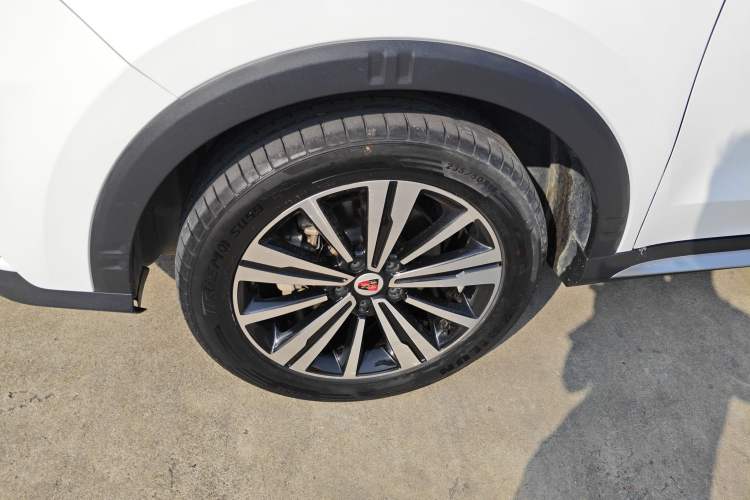 Used Roewe RX5 2019 20T Two-Wheel Drive Automatic 4G Connected Platinum Edition
