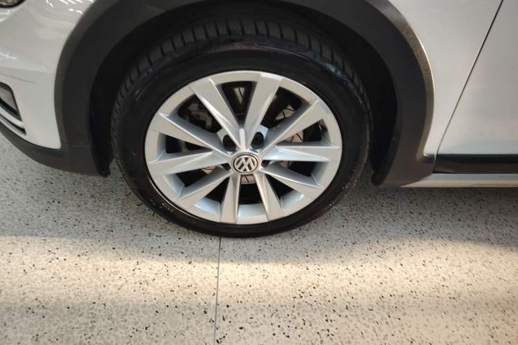 Used Volkswagen Golf 2019 1.8TSI Travel Edition