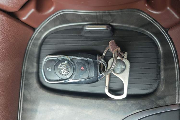 Used Buick Envision 2016 20T Two-Wheel-Drive Elite Model