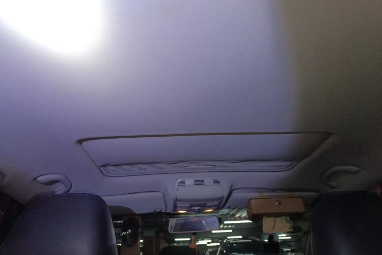 Used Volkswagen Magotan 2015 1.8TSI Luxury Model Headliner