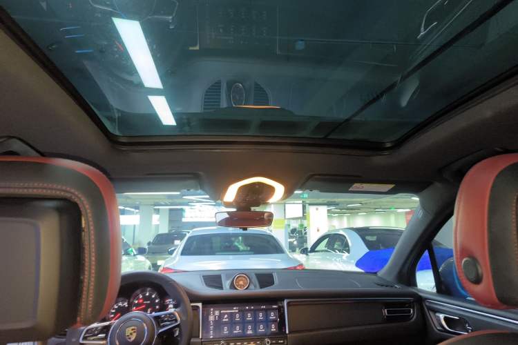 Used Porsche Macan 2021 Macan 2.0T Headliner