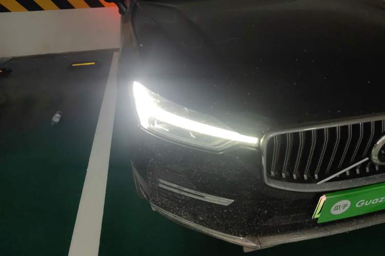 Used Volvo XC60 New Energy 2023 T8 Plug-in Hybrid Long-Range All-Wheel Drive Intelligent Luxury and Enjoyment Edition
