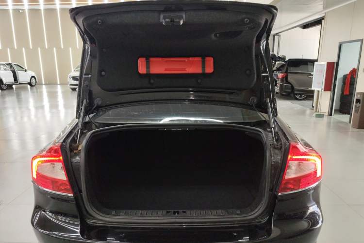 Used Volvo S80L 2015 2.0T T5 Smart Luxury Edition